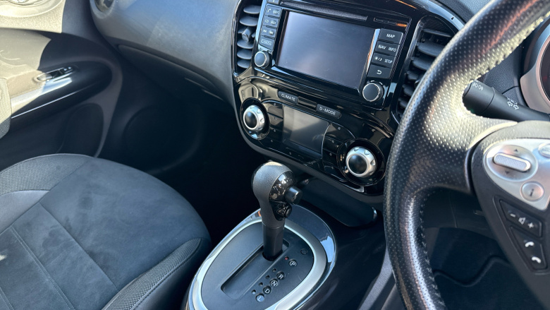 Nissan Juke 1.6 N-Connecta 5dr Xtronic Petrol Hatchback